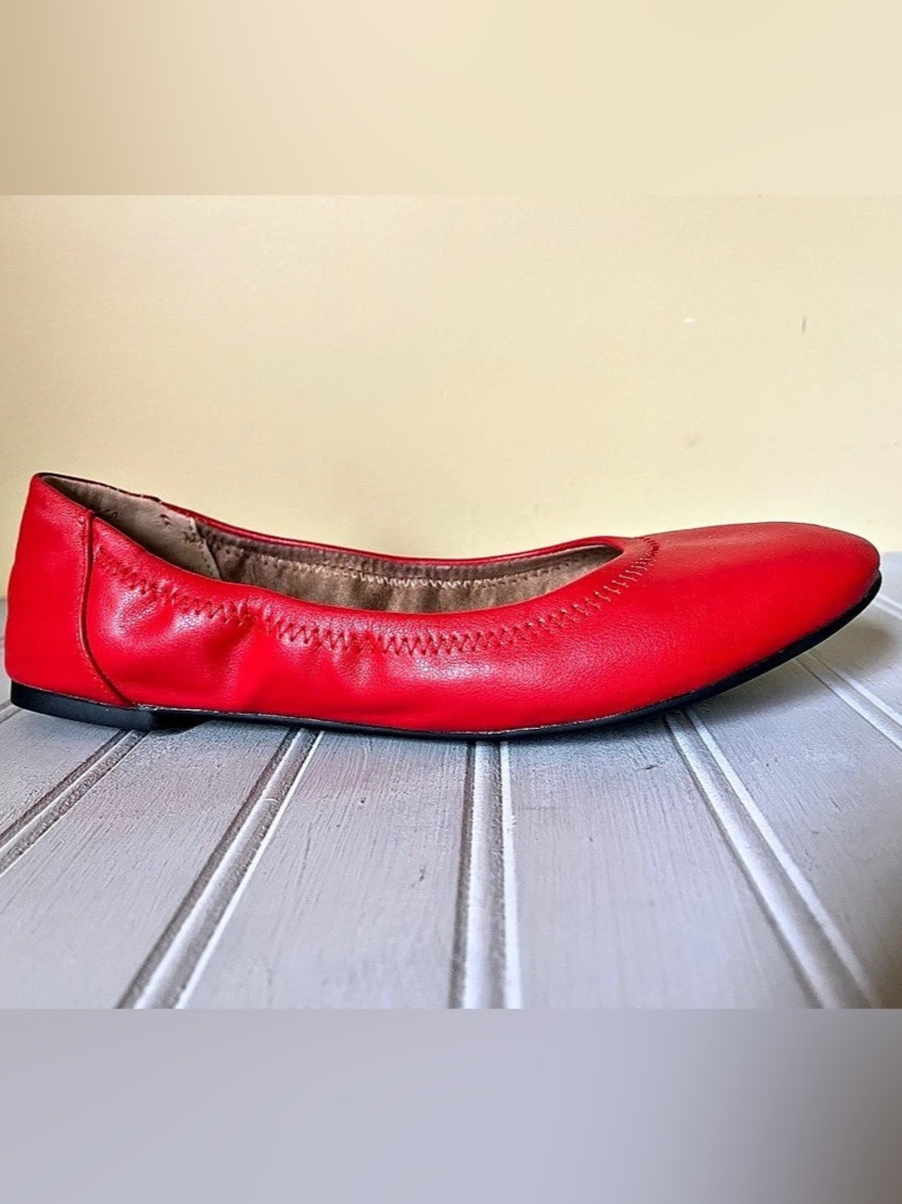 Amazon Essentials Ballet Flat Slip On Cushion Womens 7.5 Red Preppy